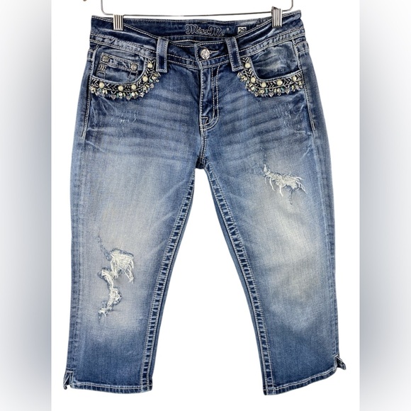 Miss Me Denim - Miss Me Signature Capri Jeans Low Rise Embroidered Women’s Size 29 JP7287P